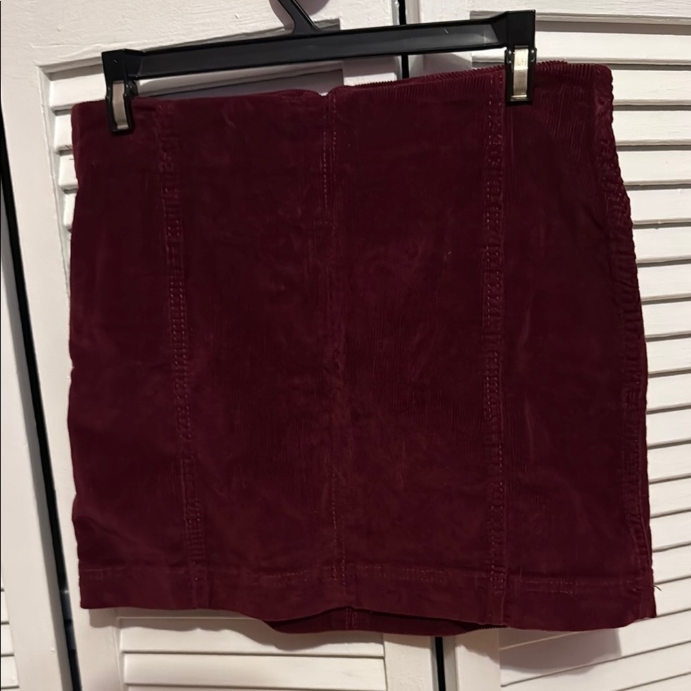 Maroon mini corduroy skirt